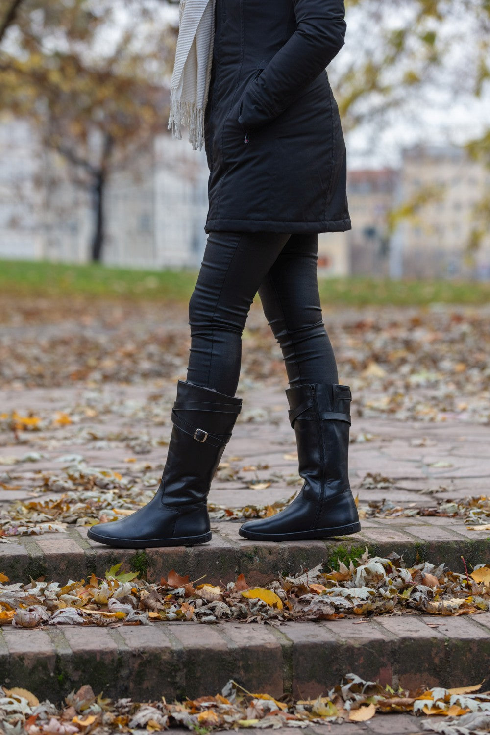 Cozy Black Barefoot Boots Attraqt Winter Black