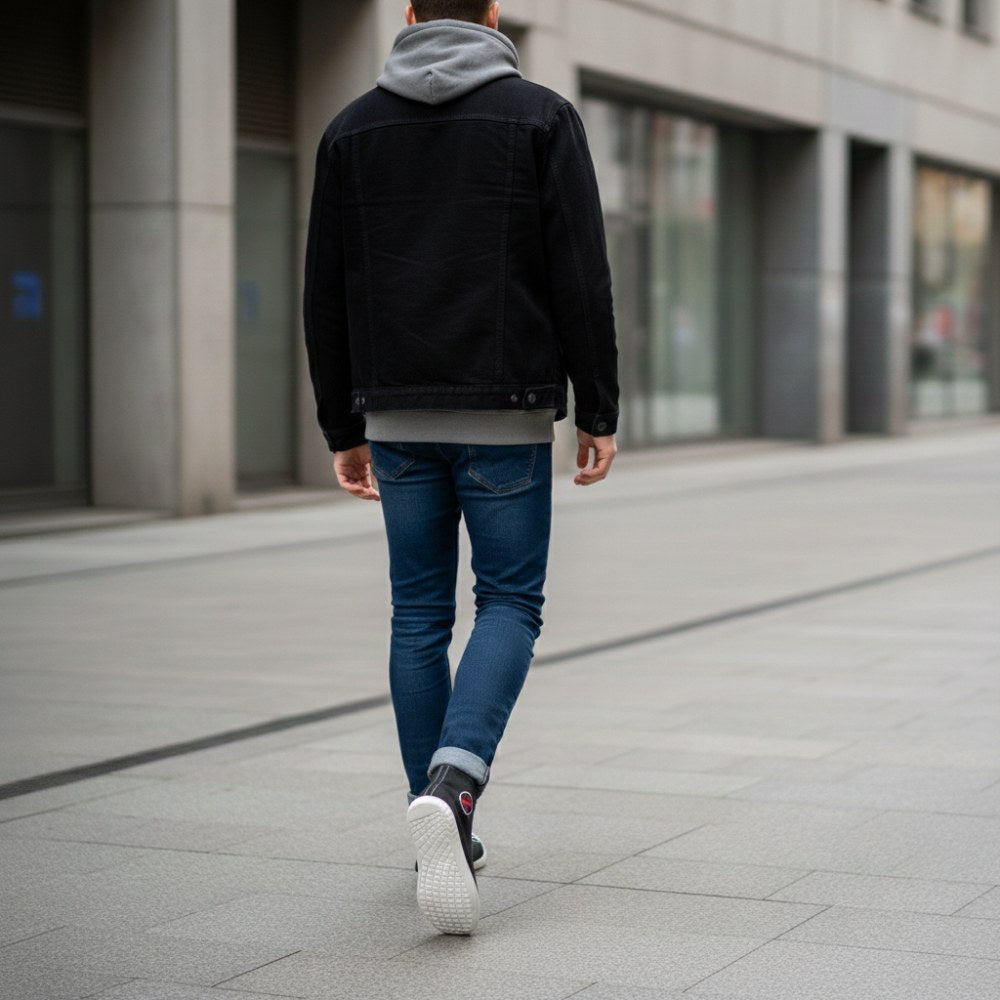 Chuqqs džinsinis juodas