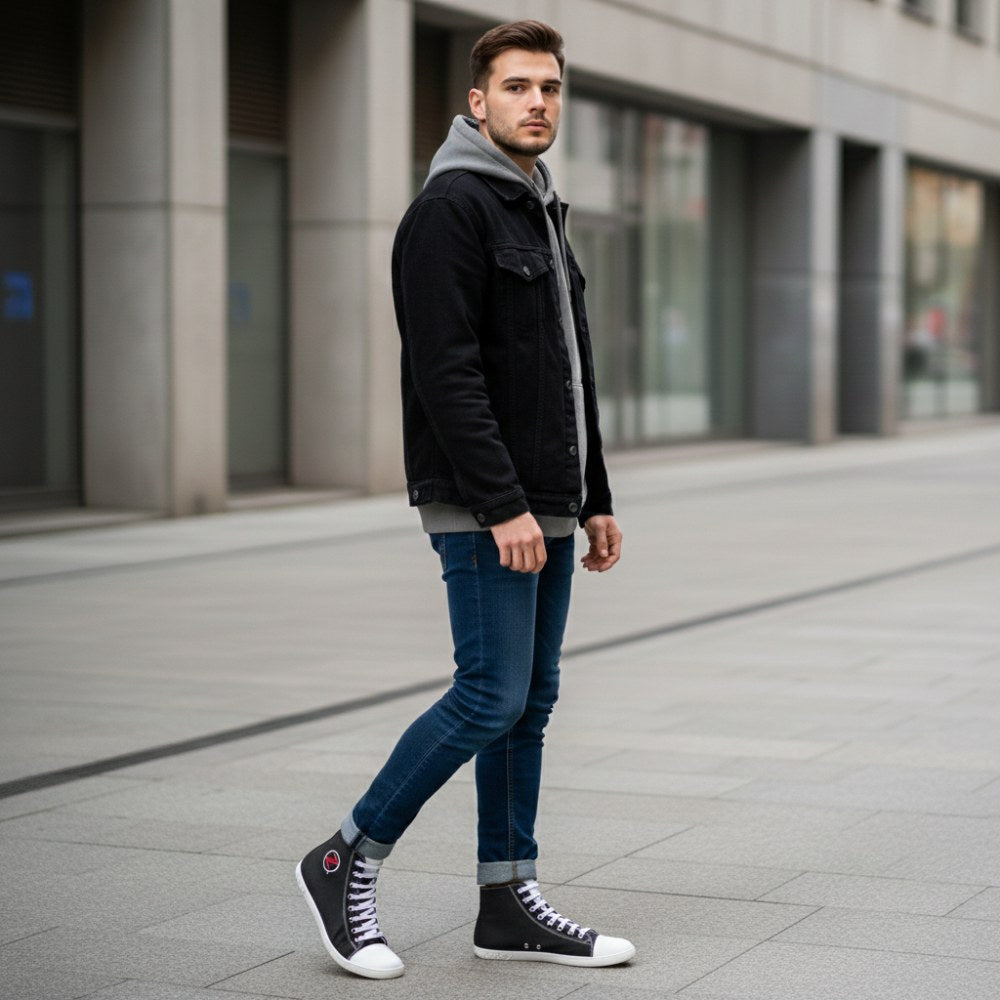 Chuqqs džinsinis juodas