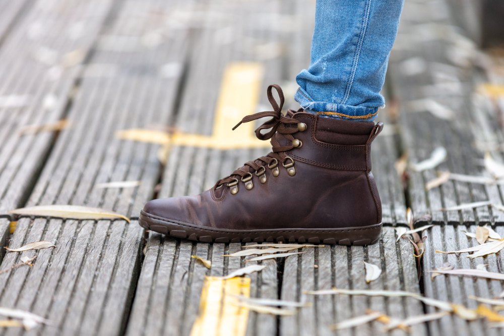 Discover the ultimate comfort: elegant barefoot shoes in brown! – ZAQQ