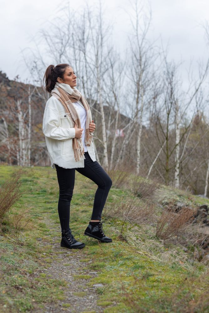 Hiqe Black Waterproof