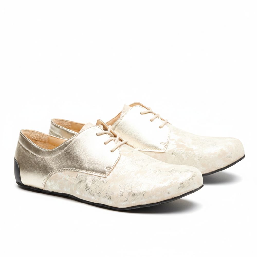 Elegance meets comfort: discover the golden barefoot shoe! – ZAQQ