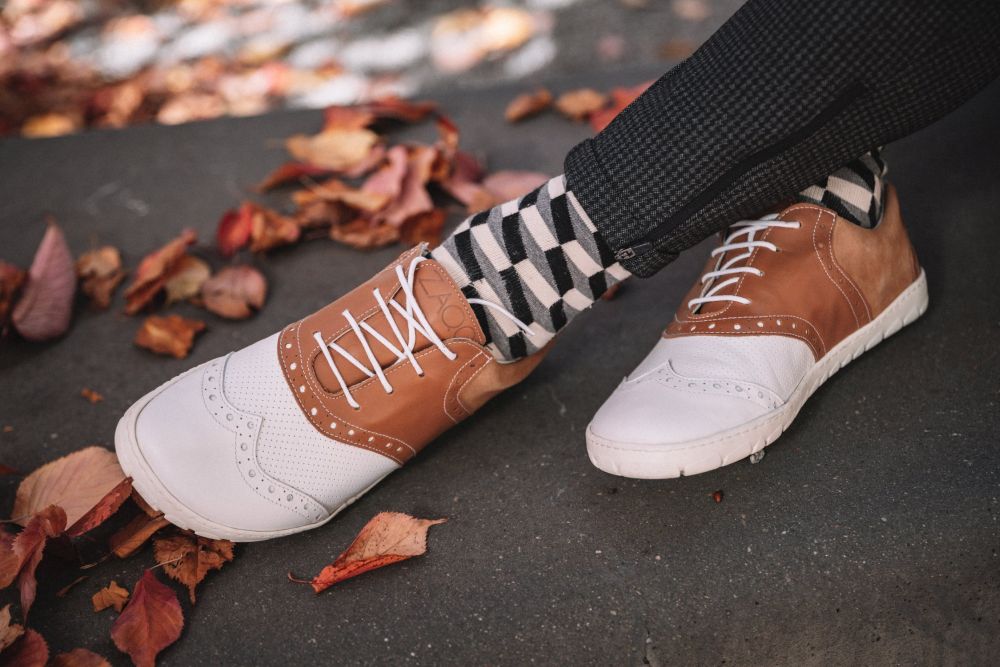 „Linq Golf Brown“ vandeniui atsparūs