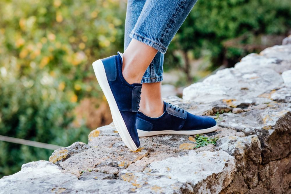 波形ソール スニーカー 42 ホワイト/ネイビー/ブルー PIQUANT Dark Blue - Sneaker - ZAQQ Barefoot Shoes