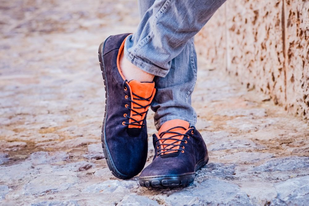 „Qaro“ juodas oranžinis