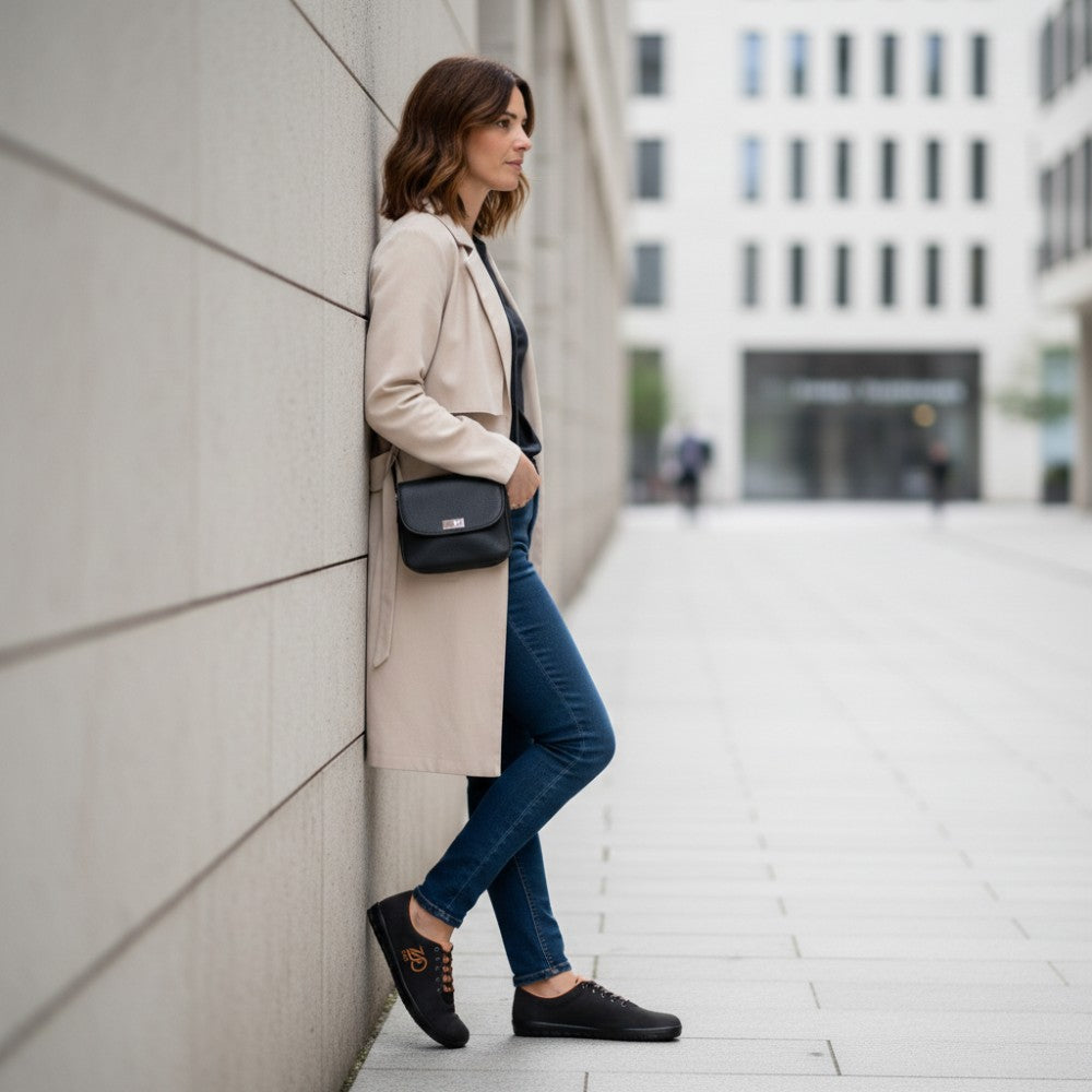 „Qaro“ juodas oranžinis