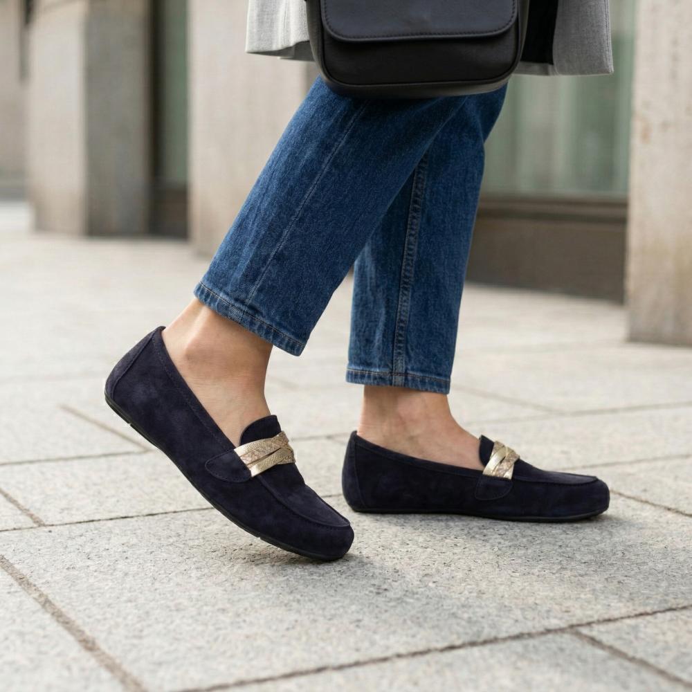 QERP tamsiai mėlyna