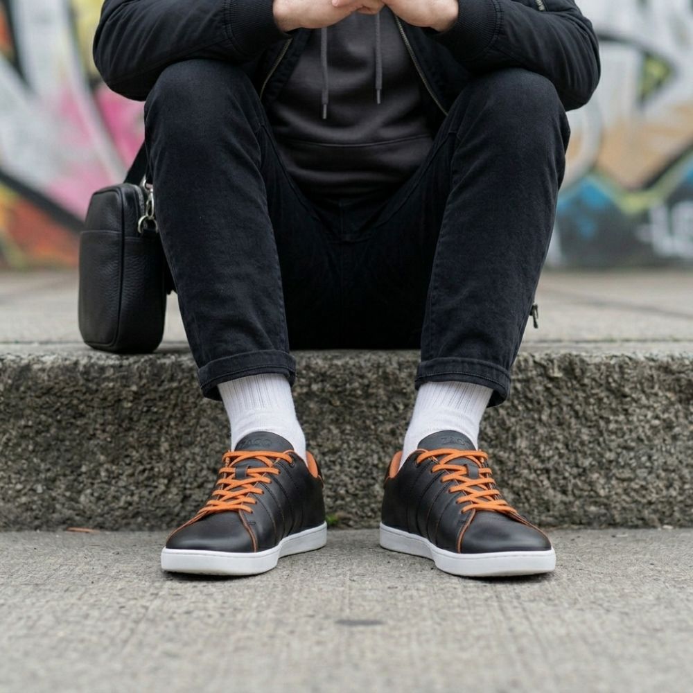 Qqq ниско черен портокал