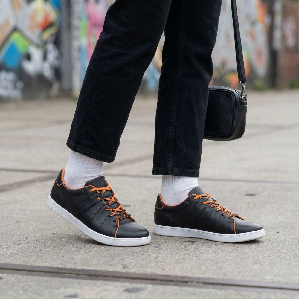 Qqq ниско черен портокал