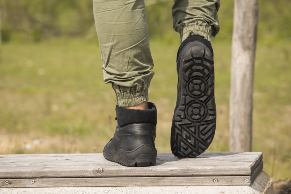 „Terraq“ juoda žiemos vandeniui atspari