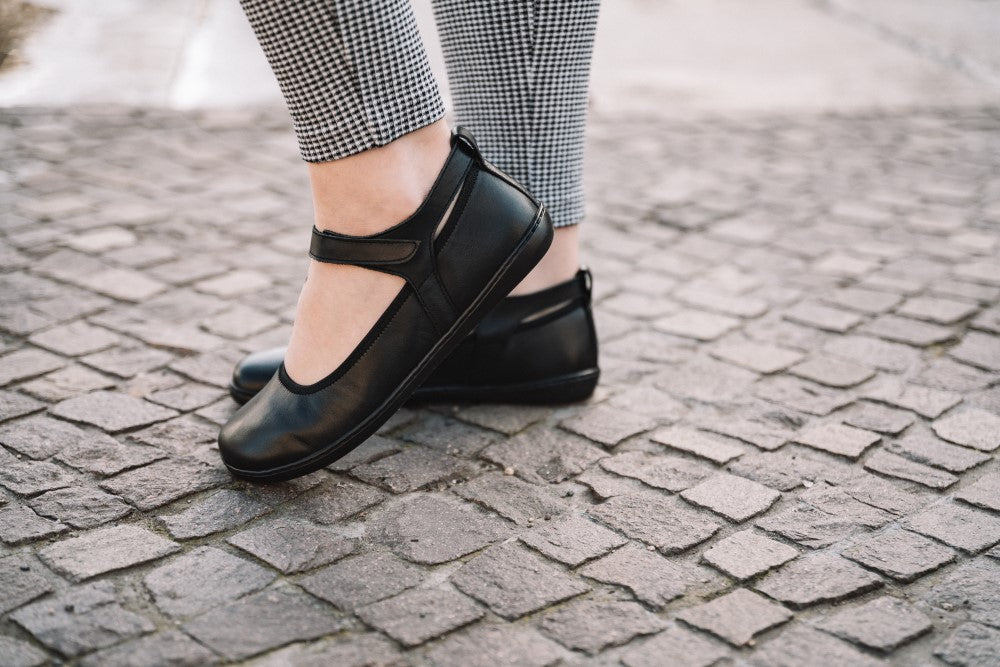 Elegance meets comfort: discover black barefoot ballerinas! – ZAQQ