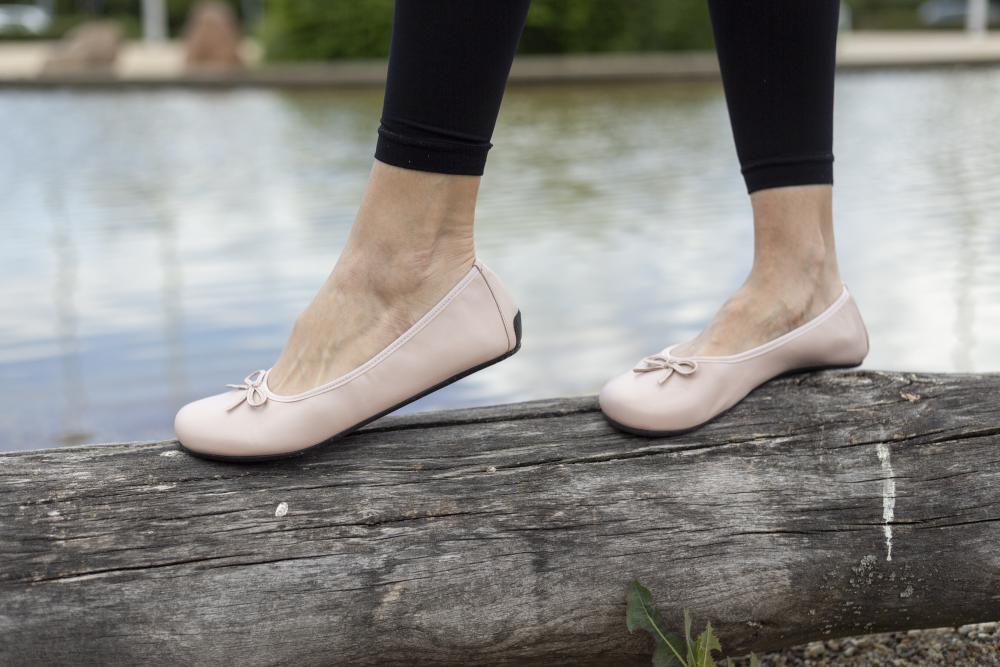 LOOQ Nude: ZAQQ Barefoot Ballerina