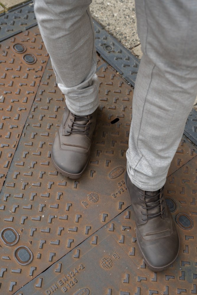 Parqer marrón oscuro