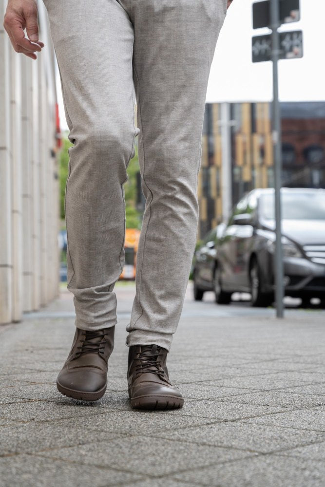 Parqer marrón oscuro