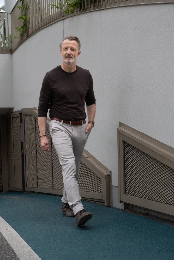 Parqer marrón oscuro