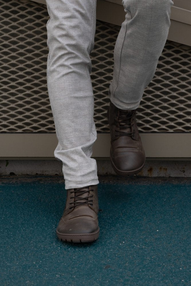 Parqer marrón oscuro