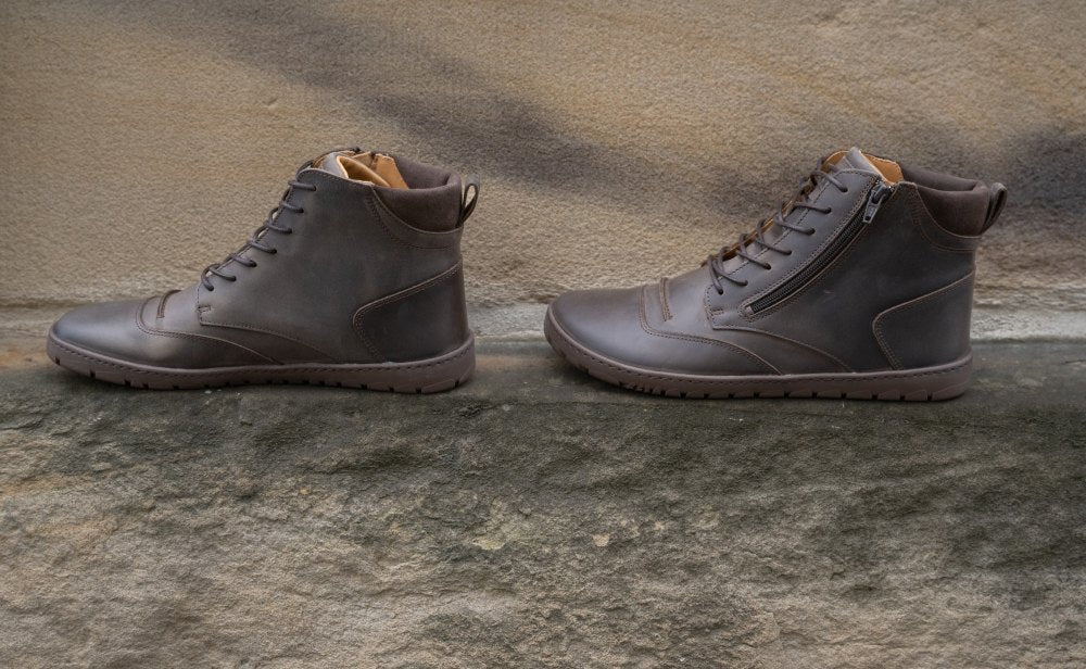 Parqer marrón oscuro